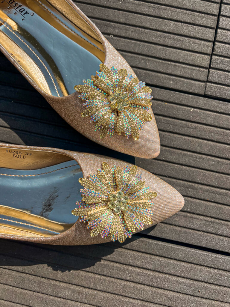 Trblietavé balerínky zdobené kamienkami LAURYNA+ - next