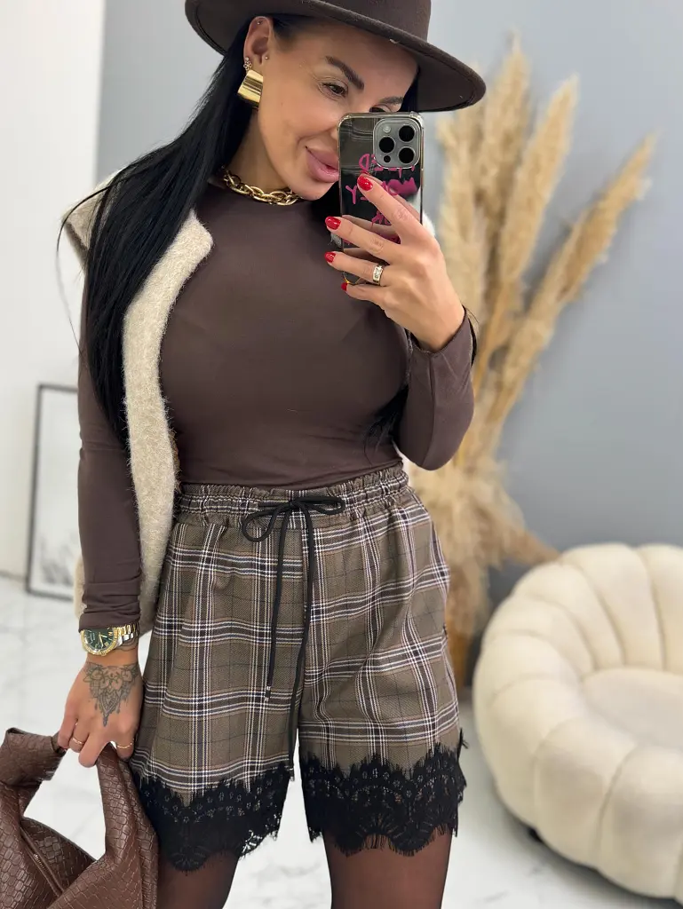 Kárované šortky s čipkou ALICA