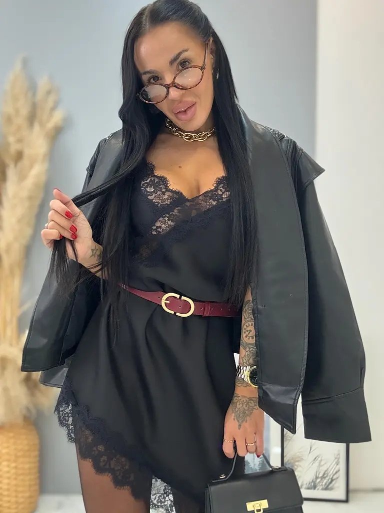 Saténové šaty so čipkou LAYLAH - next