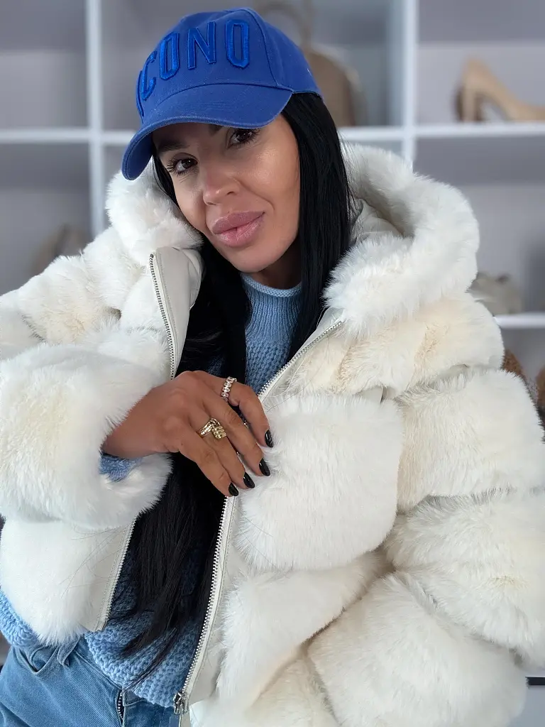 Koženková kožušinová bunda s kapucňou GIANNA - next