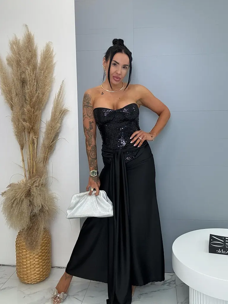 Čierne večerné šaty so flitrami KASEY